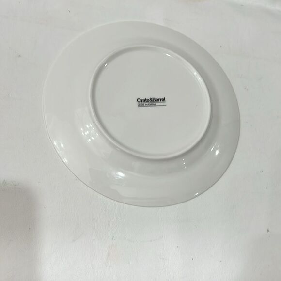 Crate and Barrel Salad Dessert Plates Set of 3 Plates Botanical Plates 7 1/2 In - Picture 8 of 10